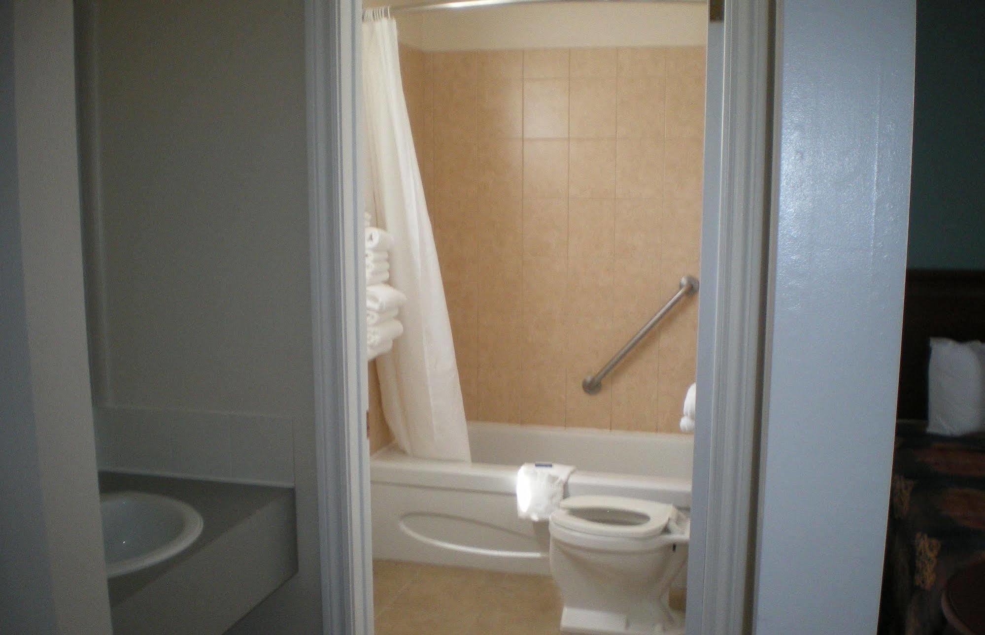 Hotel Motel Manoir De Perce Kültér fotó